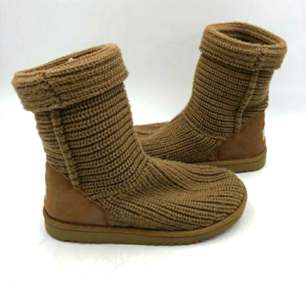 Like NEW Ugg Brown Classic Cardy Knit Boots - Size 5 Women's